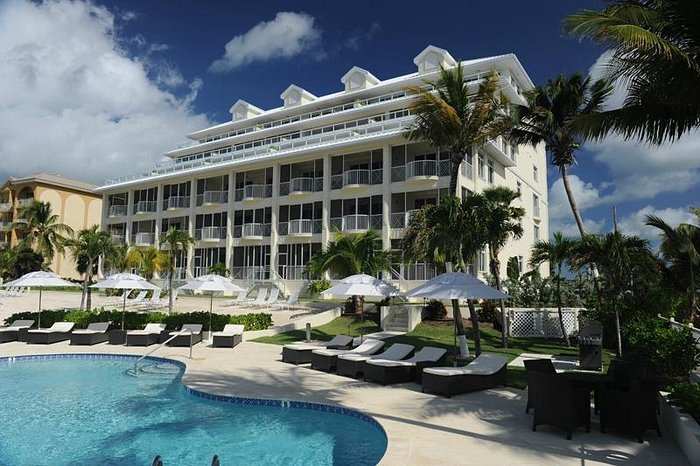 BEACH CLUB